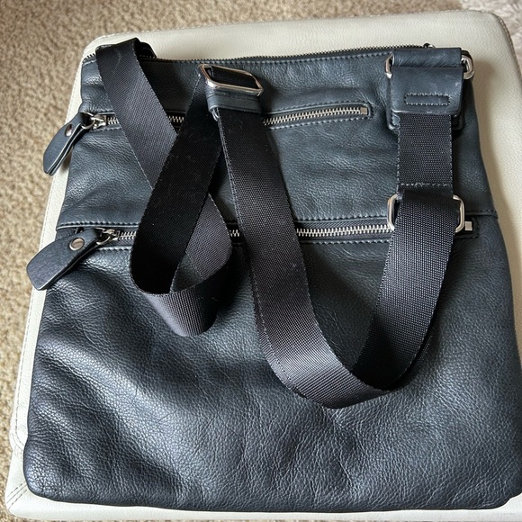 Margot Black Soft Leather 3 Zippered Pocket Crossbody Bag - Picture 4 of 6